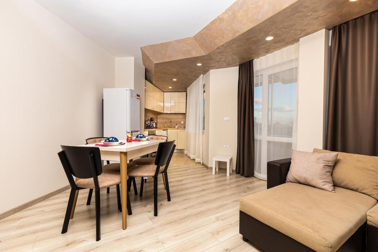 Sunny 1Bd Apartment In Old Town By Flat Mаnager 플로브디프 외부 사진