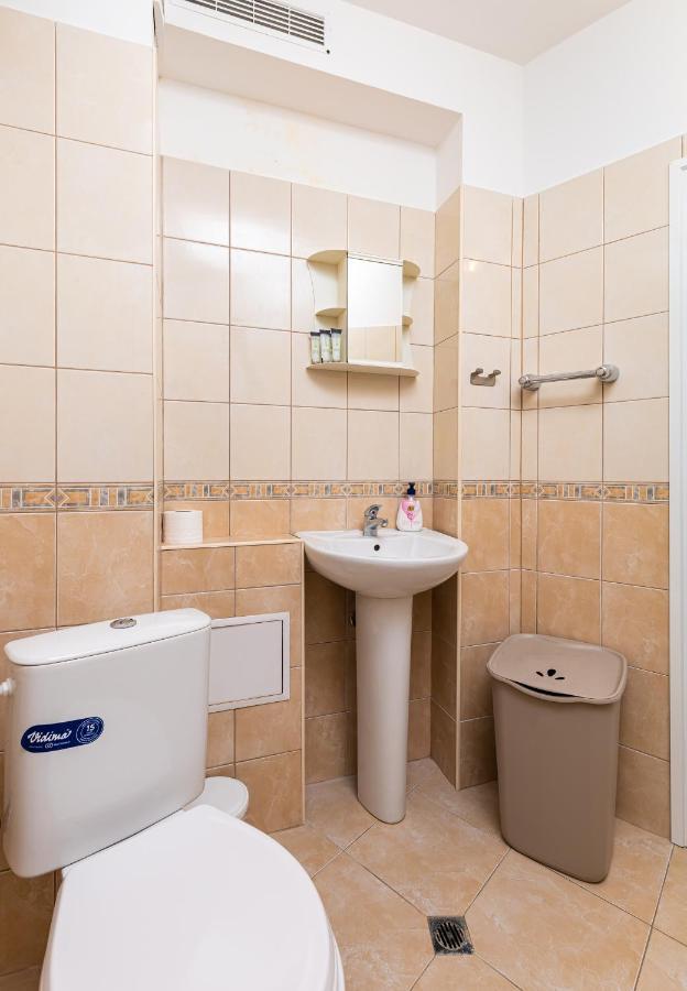 Sunny 1Bd Apartment In Old Town By Flat Mаnager 플로브디프 외부 사진